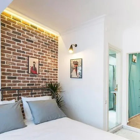 Apartman Stylish Duplex House With A Special Terrace