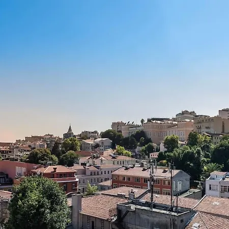 Stylish Duplex House With A Special Terrace 아파트